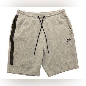 NIKE SPORTSWEAR MEN’S TECH FLEECE SHORT XL 628984-064 GREY 10” INSEAM